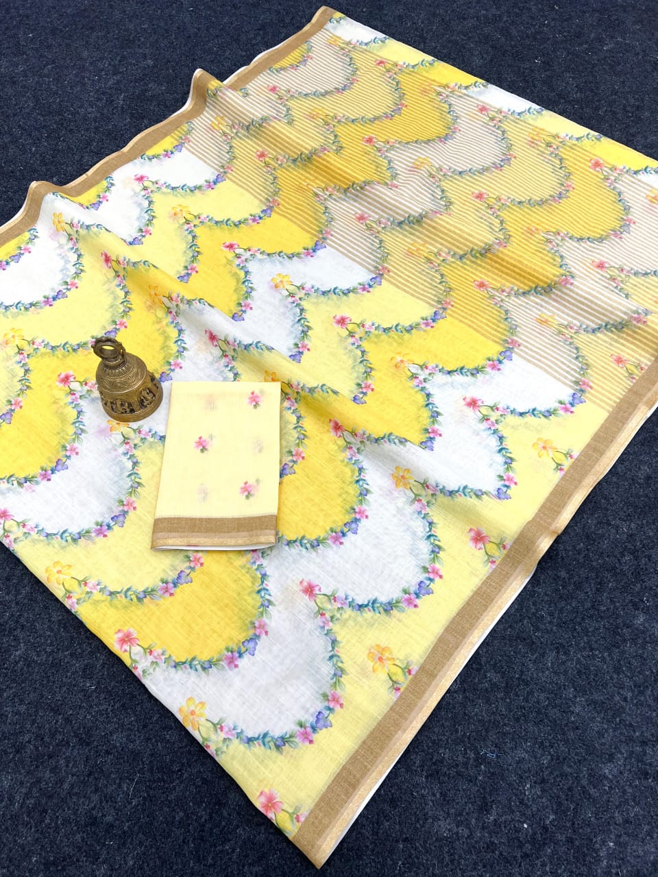 Digital print linen saree design