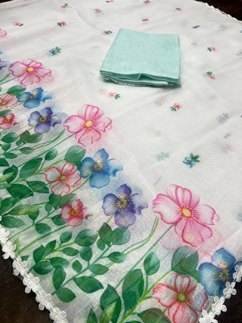 Digital print linen saree