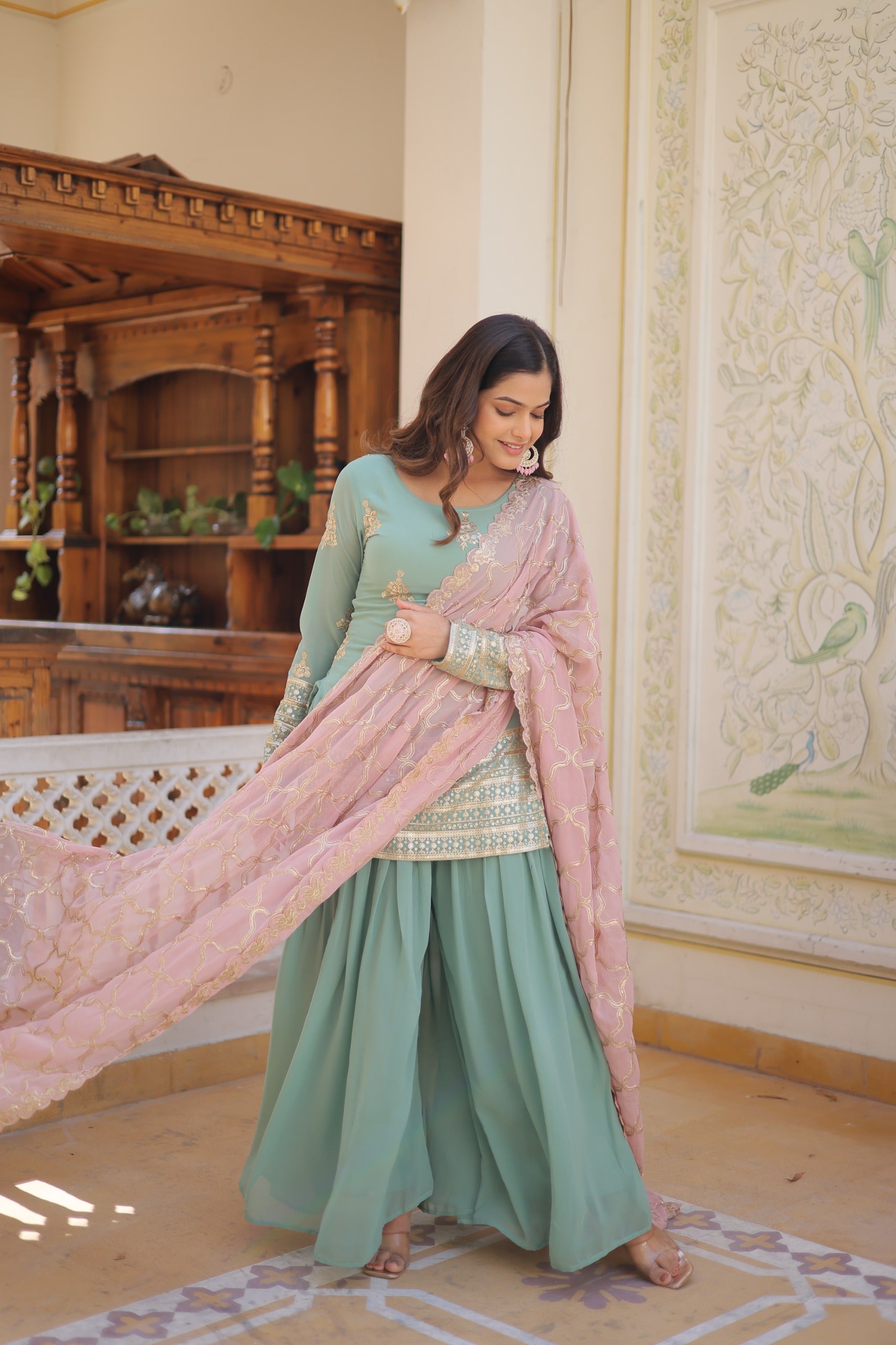 Sharara set